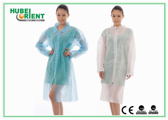 PP/SMS/MP/Tyvek Nonwoven Disposable Lab Coats With Zip For Workers