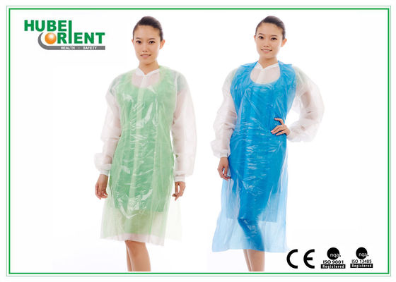 Non Toxic Single Use 0.011 - 0.08mm PE Apron With Smooth Surface