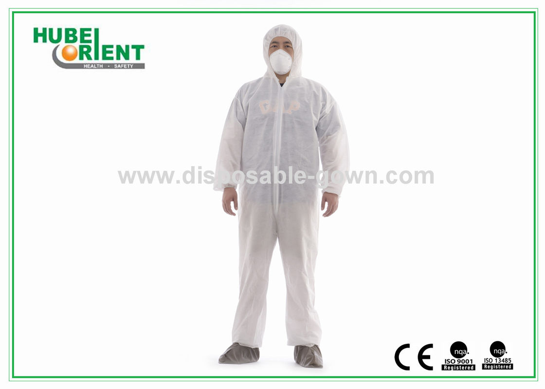 White Disposable Protective Coveralls With Hood And Feetcover By SMS PE Polypropylene For Clean Environment